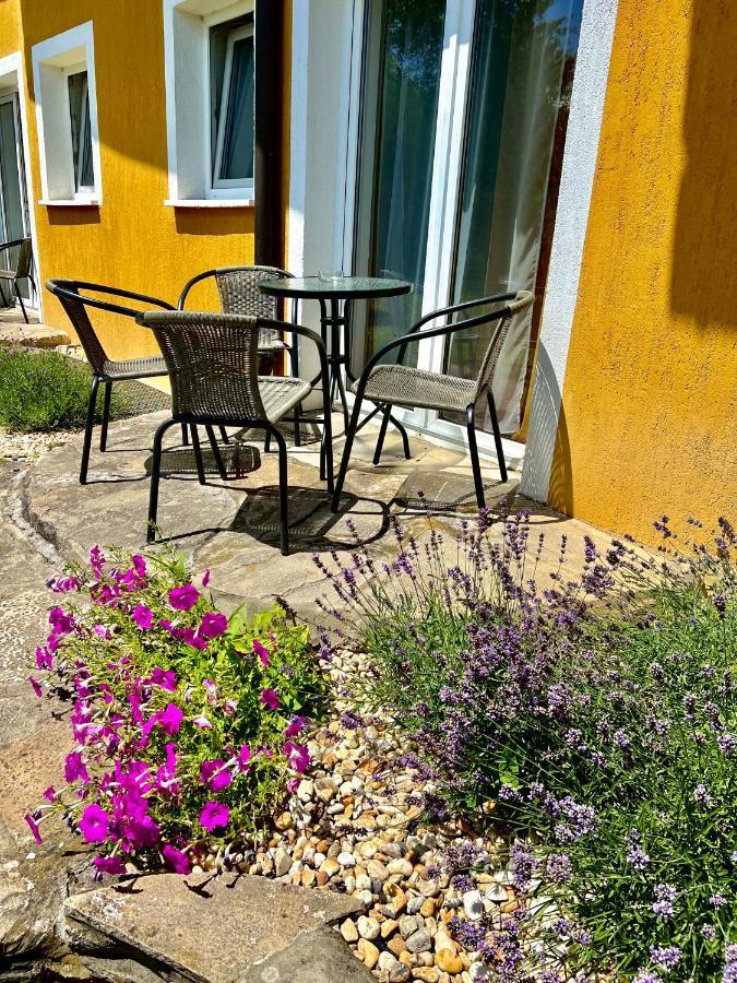 Appartementhaus 5. Jahreszeit Heviz Exterior foto